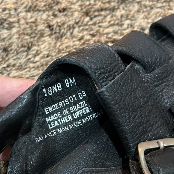 BASS Sandals - Picture 3 of 3